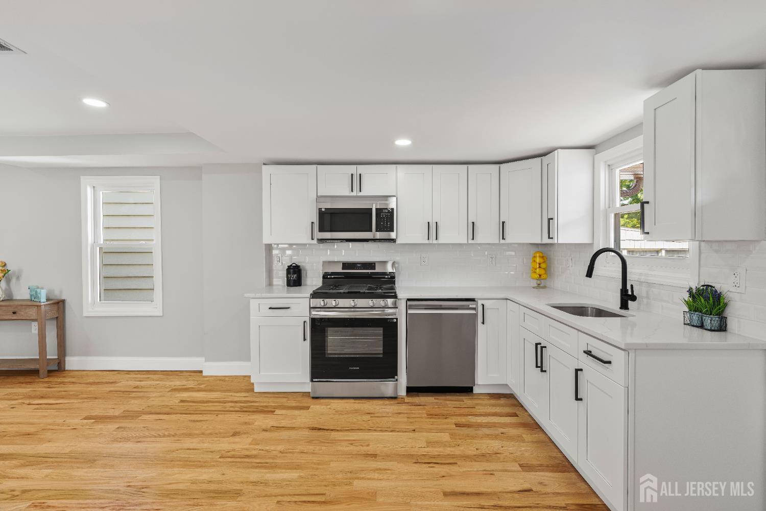 91 S Main Street, Milltown, NJ, 08884 image 18