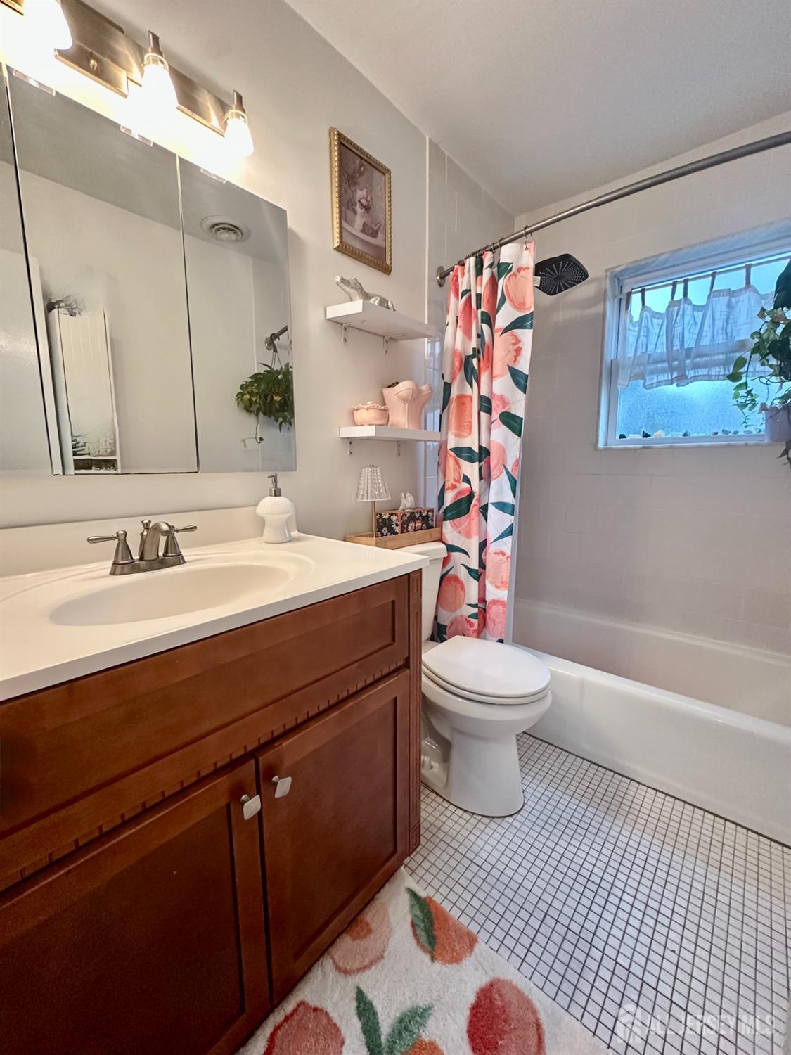 187 Evergreen Road 4A, Edison, NJ, 08837 image 19