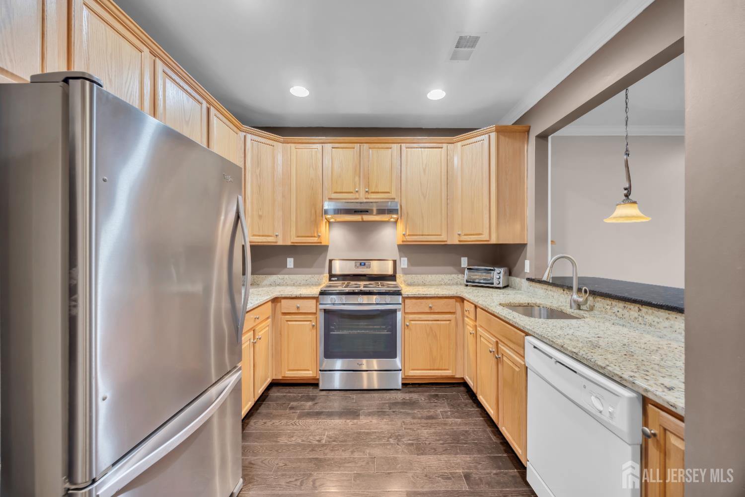 540 Cranbury Road 219 Image 4