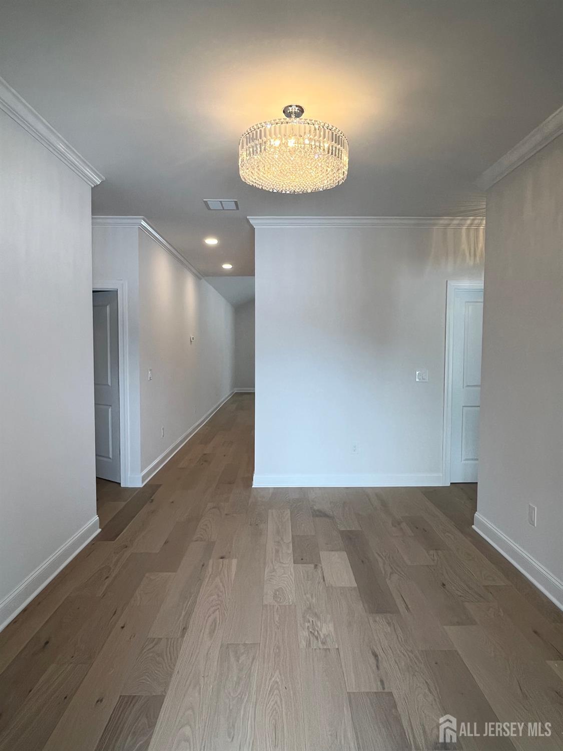 10-1/2 Johnson Avenue Image 3