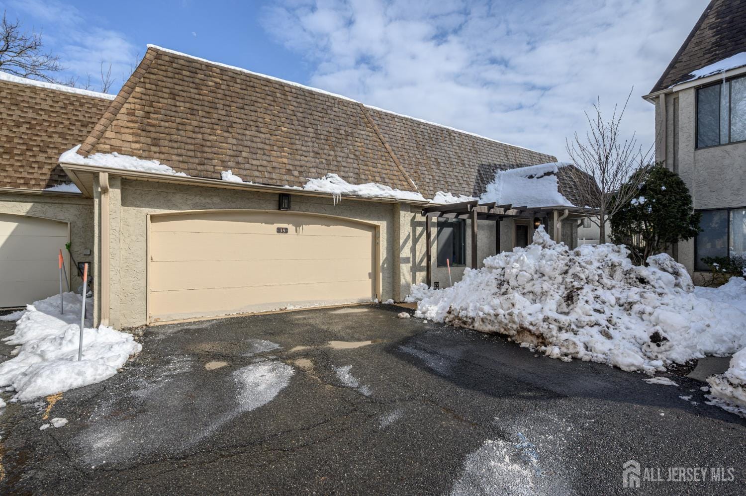 35 Carriage Place Image 1