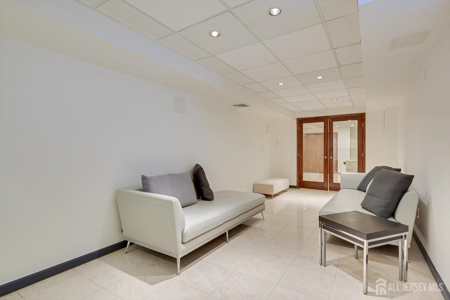 37 Jernee Drive, East Brunswick, NJ, 08816 image 76