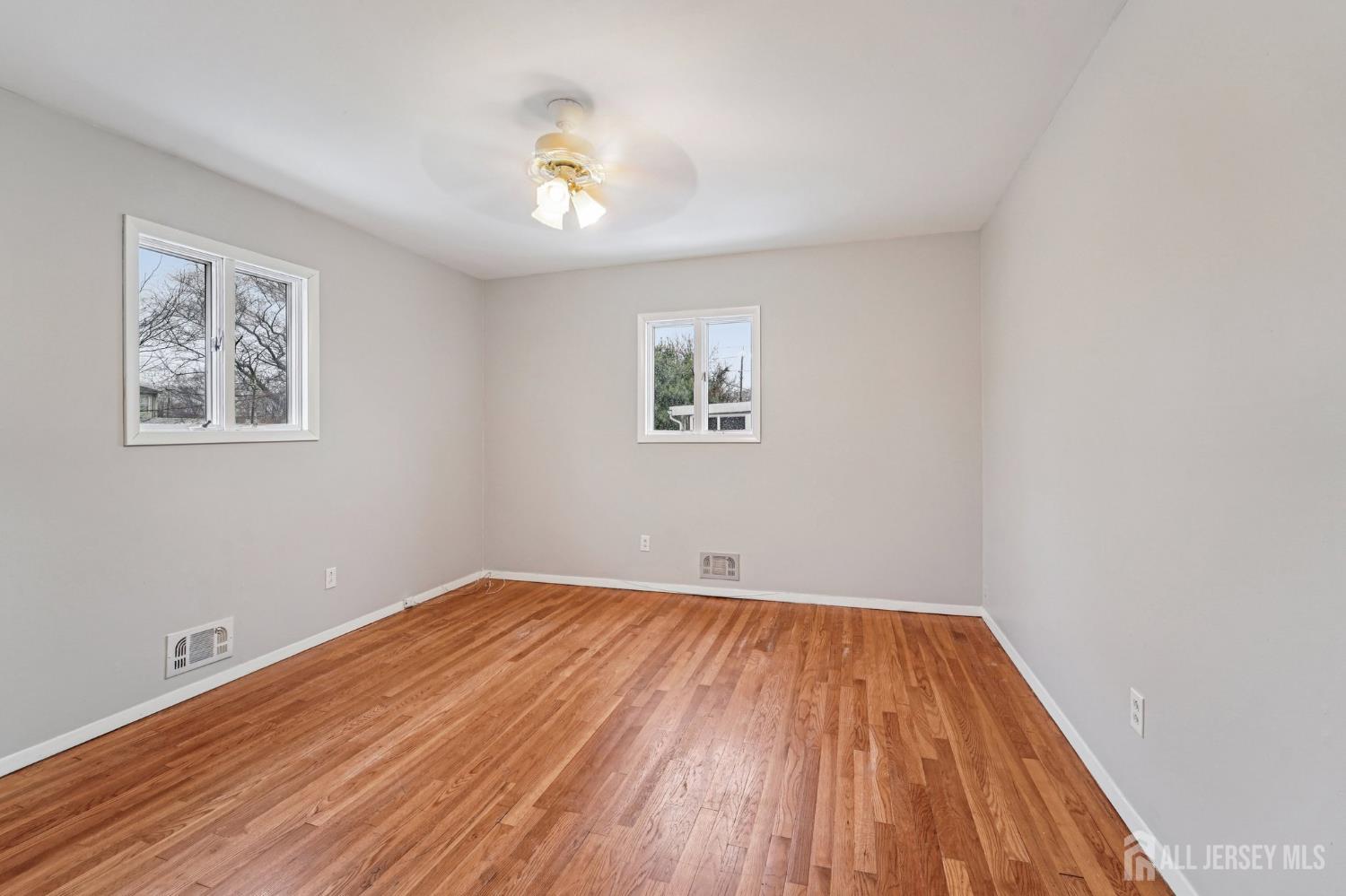 32 Waverly Dr, West Drive, Middlesex, NJ, 08817 image 32