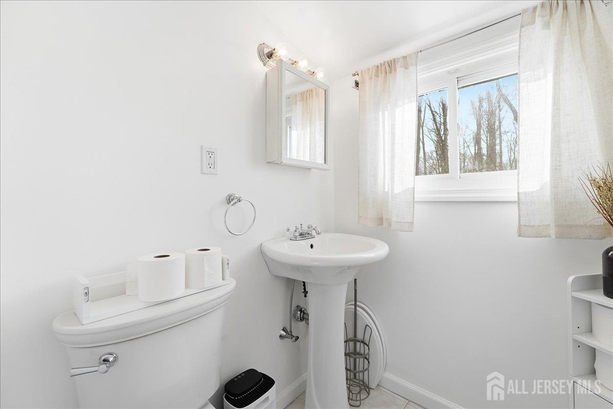 17 Clembil Court, Hopelawn, NJ, 08861 image 19