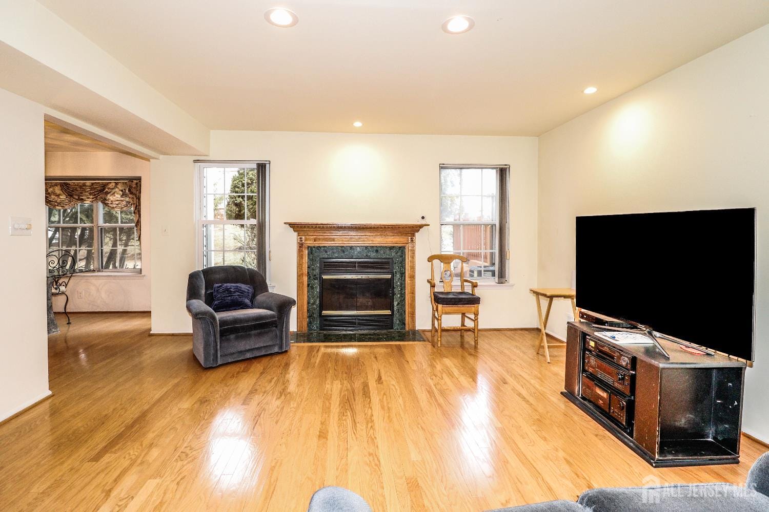 190 Jonathan Place, Franklin Twsp, NJ, 08873 image 9