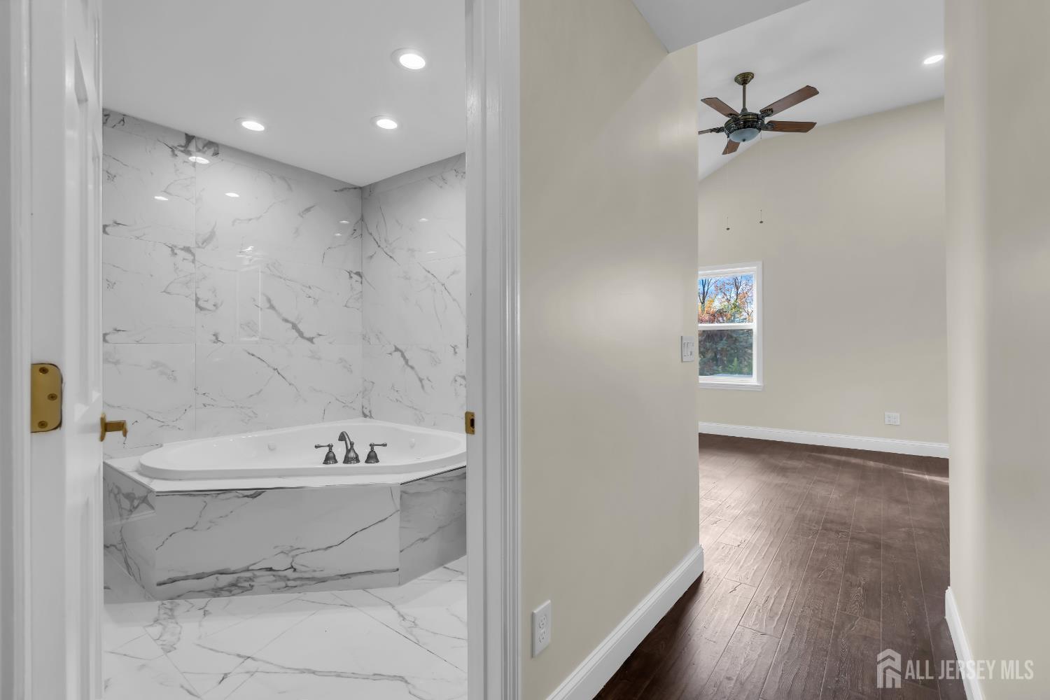 537 S Atlantic Avenue, Aberdeen, NJ, 07747 image 51