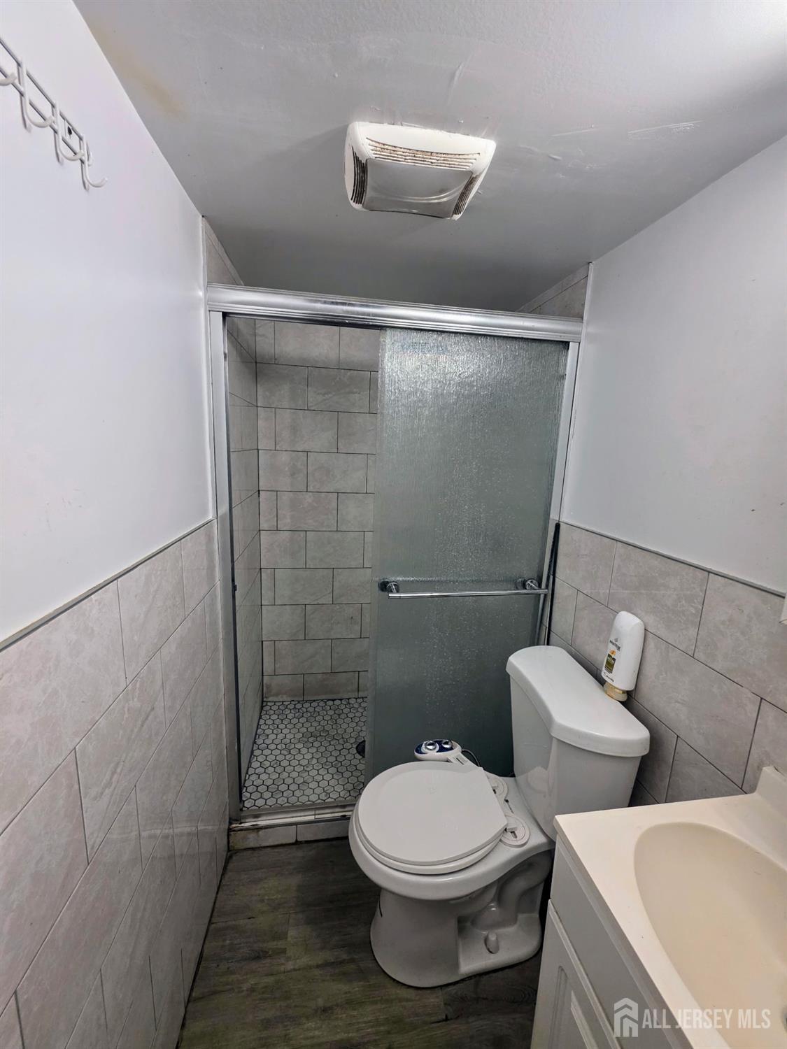 126 Holly Street, Port Reading, NJ, 07064 image 18