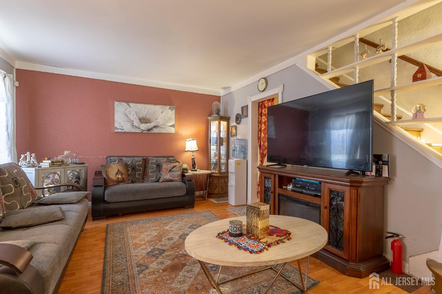 48 Locust Street Image 5