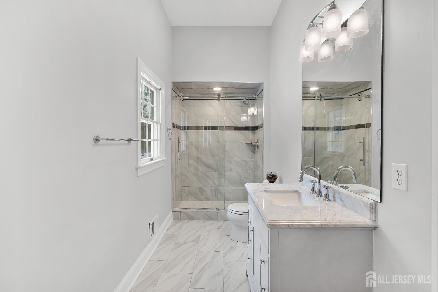 32 Four Bridges Road, Chester Twp, NJ, 07930 image 57