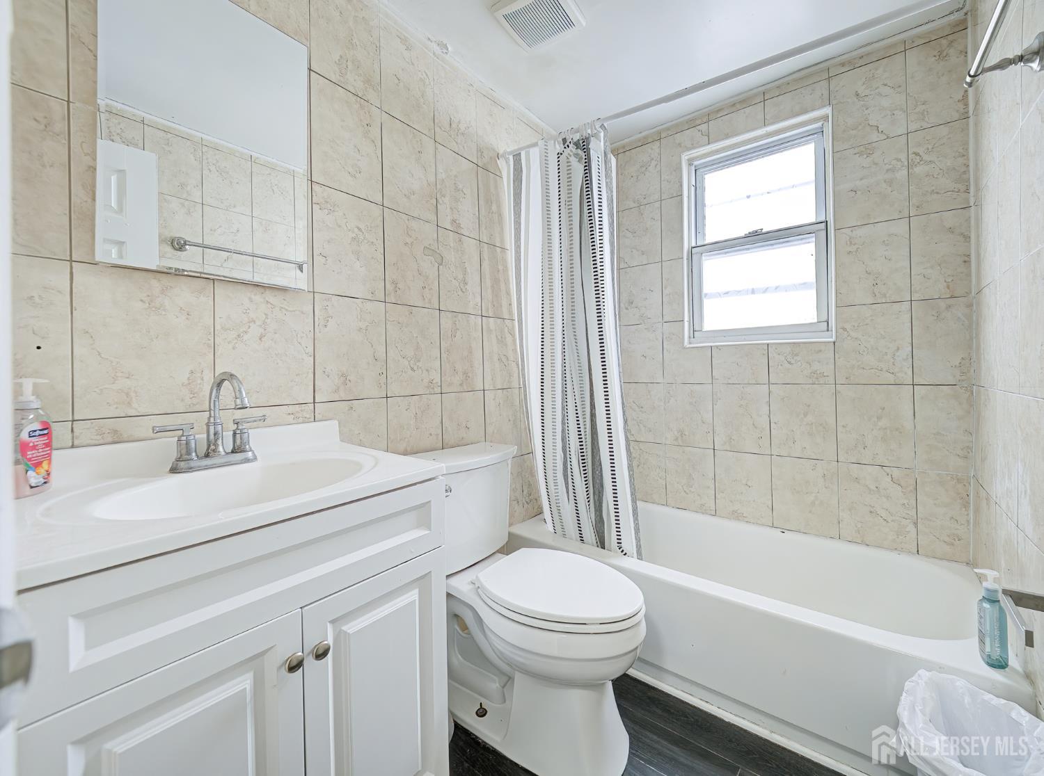 42 Mercer Street, Carteret, NJ, 07008 image 34