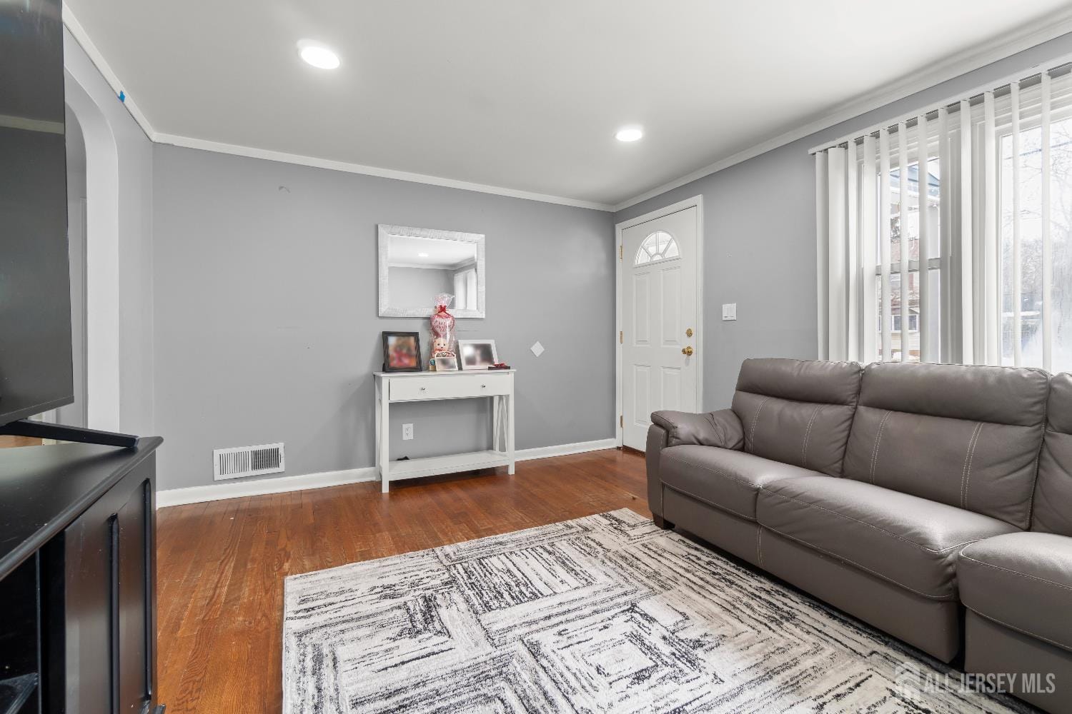 429 1st Street Image 5