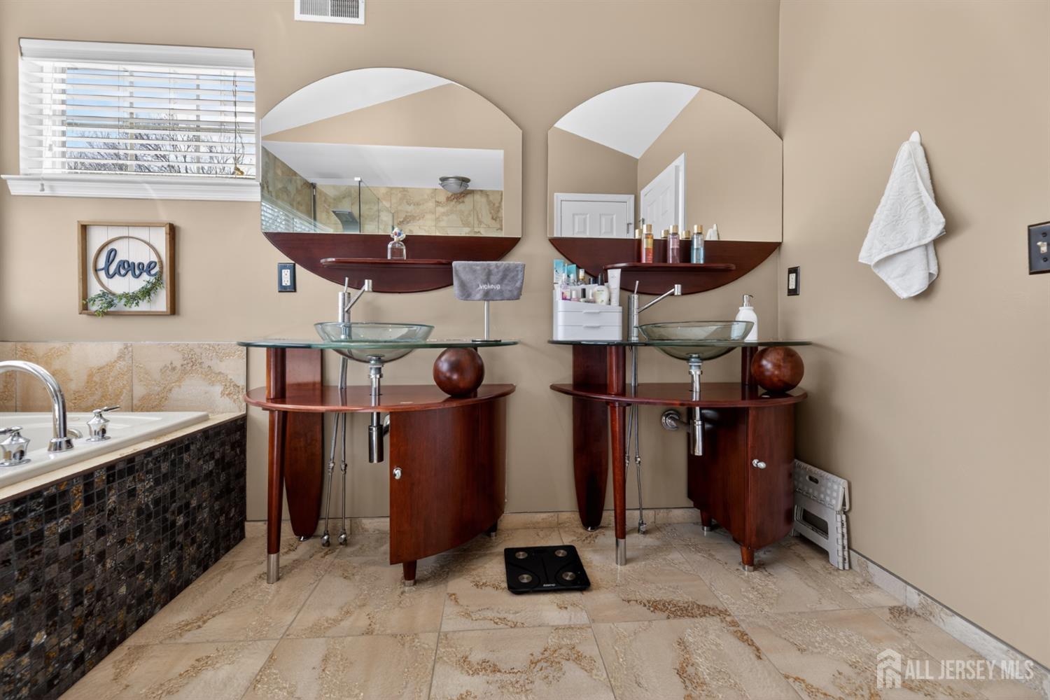 39 Kirschman Drive, Old Bridge, NJ, 07747 image 37