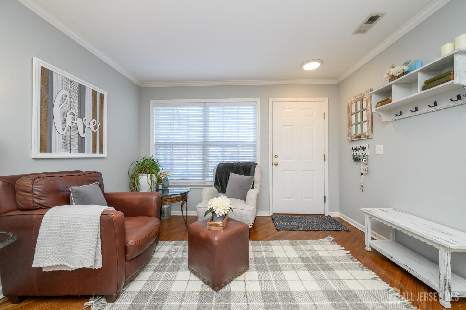 9 Cooper Lane Image 5