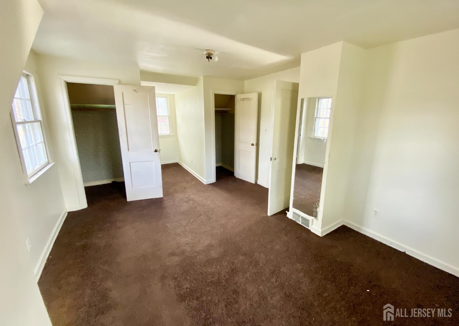 323 Concord Avenue Image 5