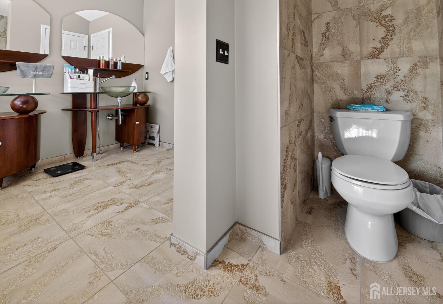 39 Kirschman Drive, Old Bridge, NJ, 07747 image 36