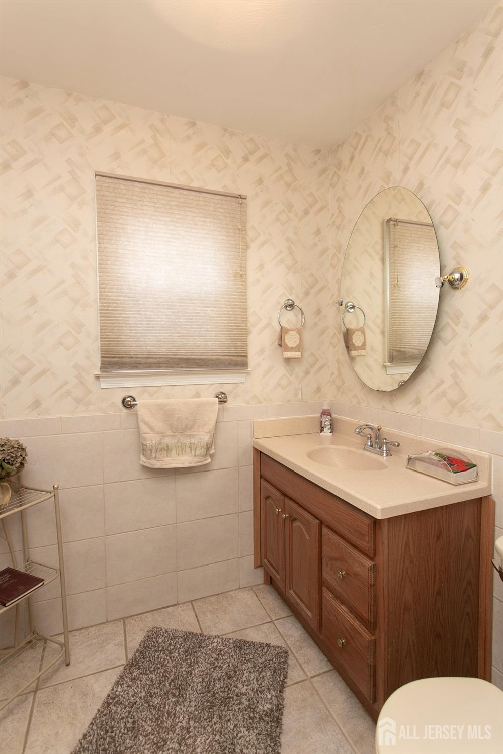 3 Hummingbird Lane, Edison, NJ, 08820 image 15