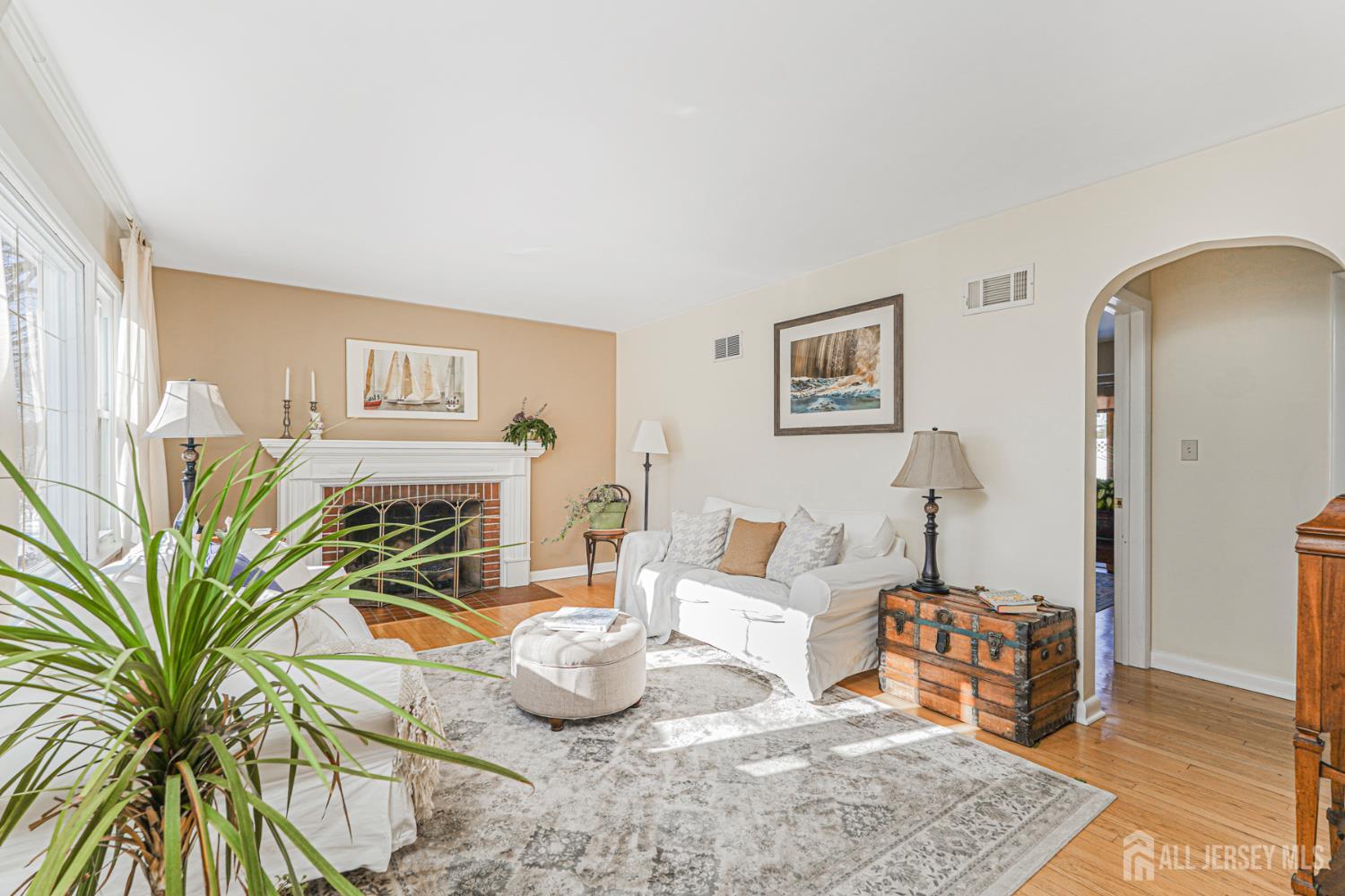 125 Garretson Circle Image 4