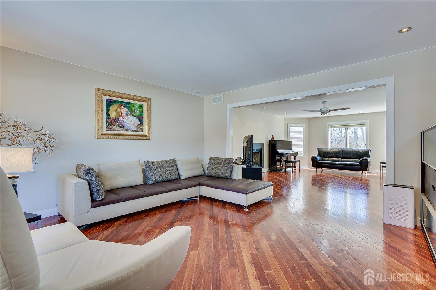 37 Jernee Drive, East Brunswick, NJ, 08816 image 15