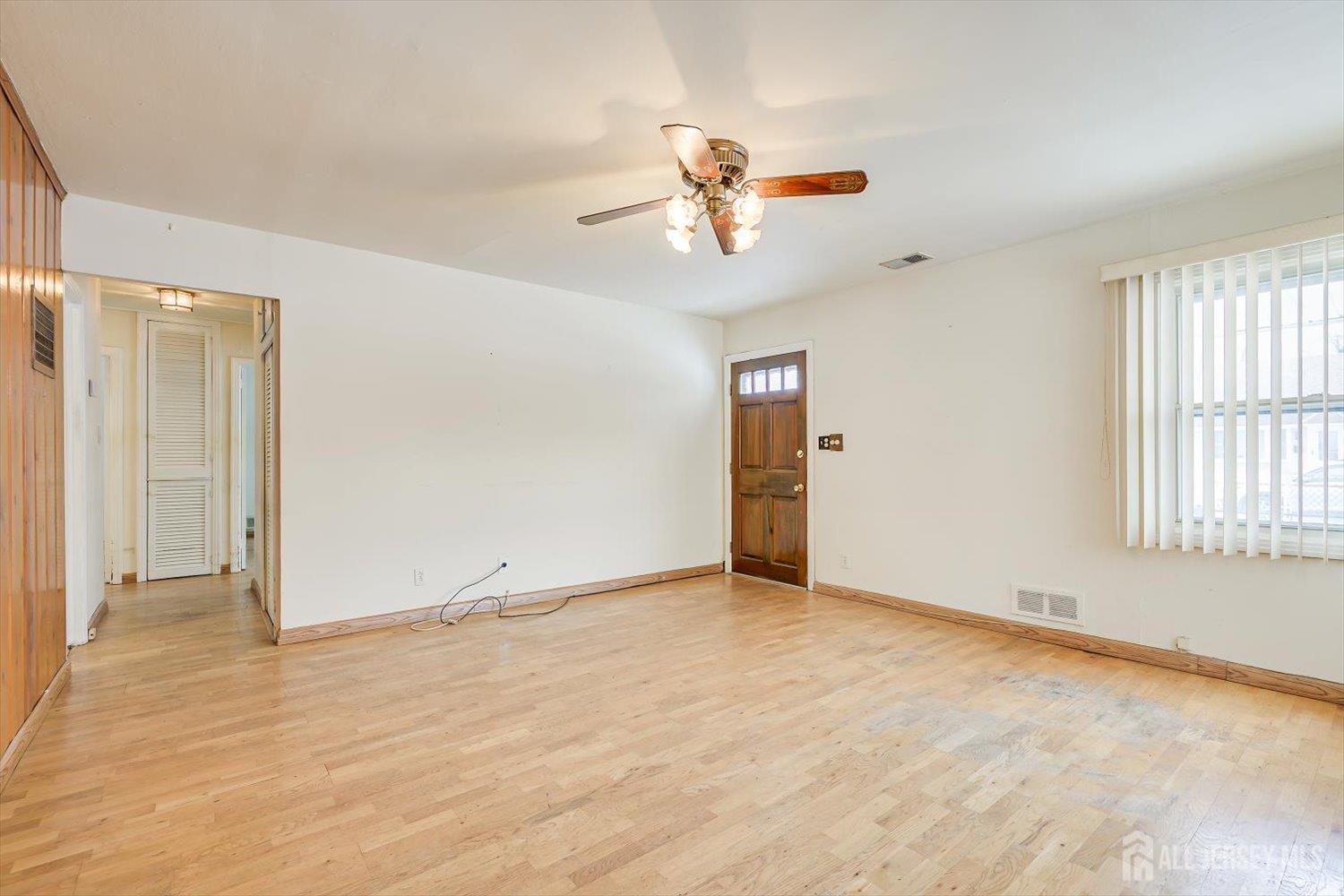 27 Stiles Road, Edison, NJ, 08817 image 6