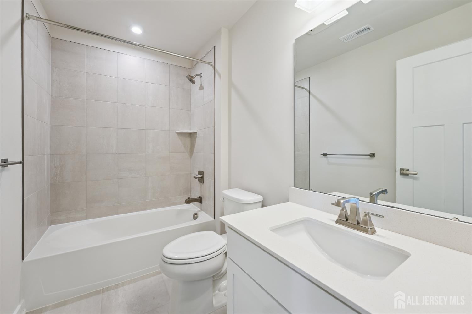 20 Owen Court, Franklin Twsp, NJ, 08873 image 36