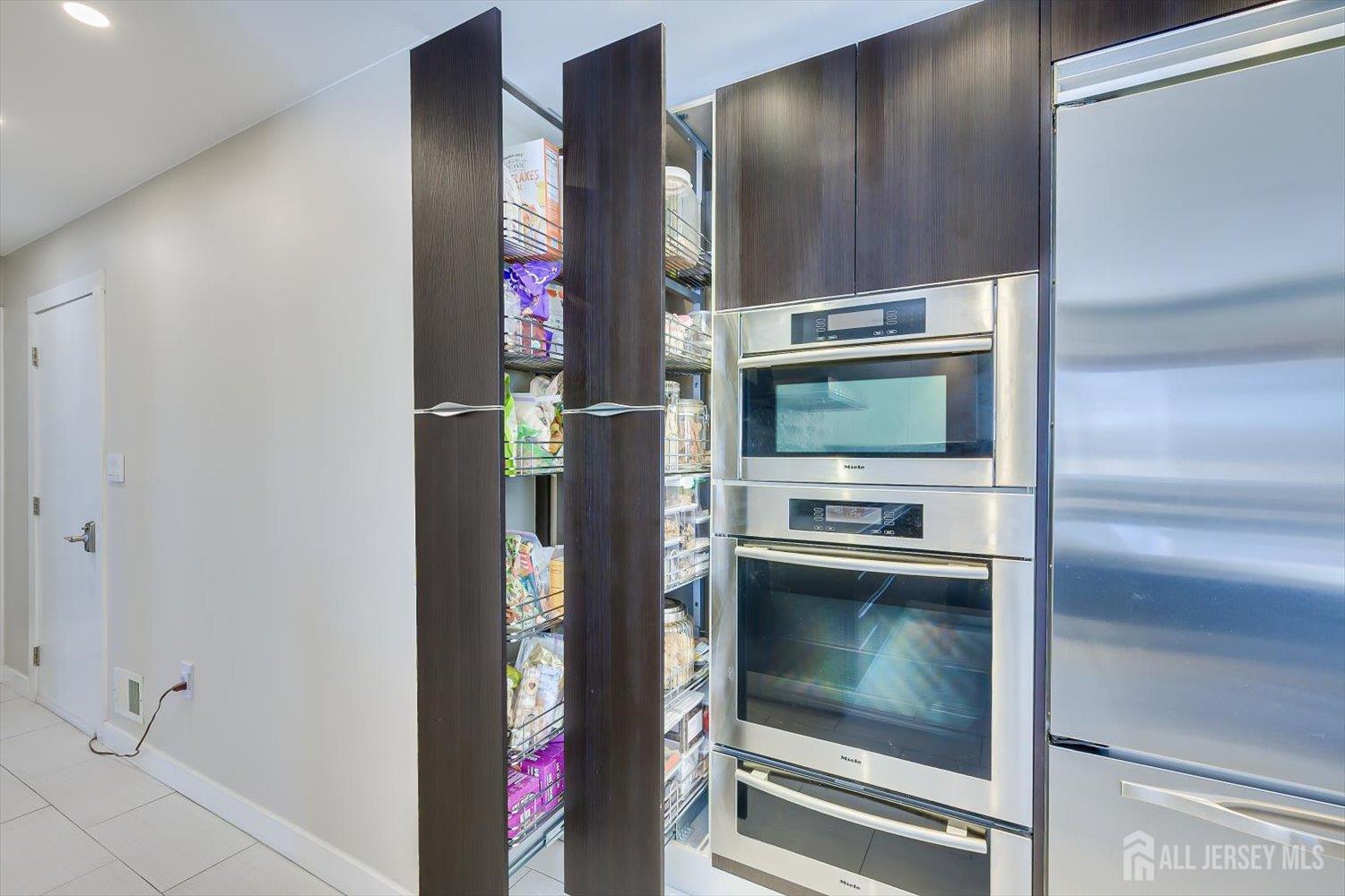 37 Jernee Drive, East Brunswick, NJ, 08816 image 38