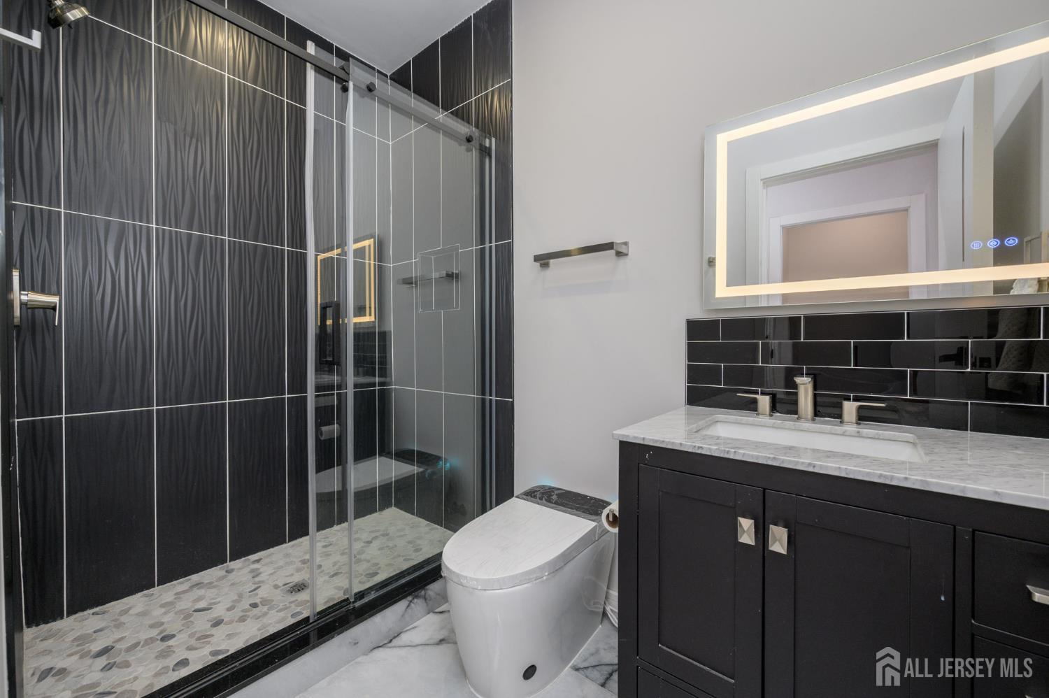 226 Washington Avenue, Milltown, NJ, 08850 image 17