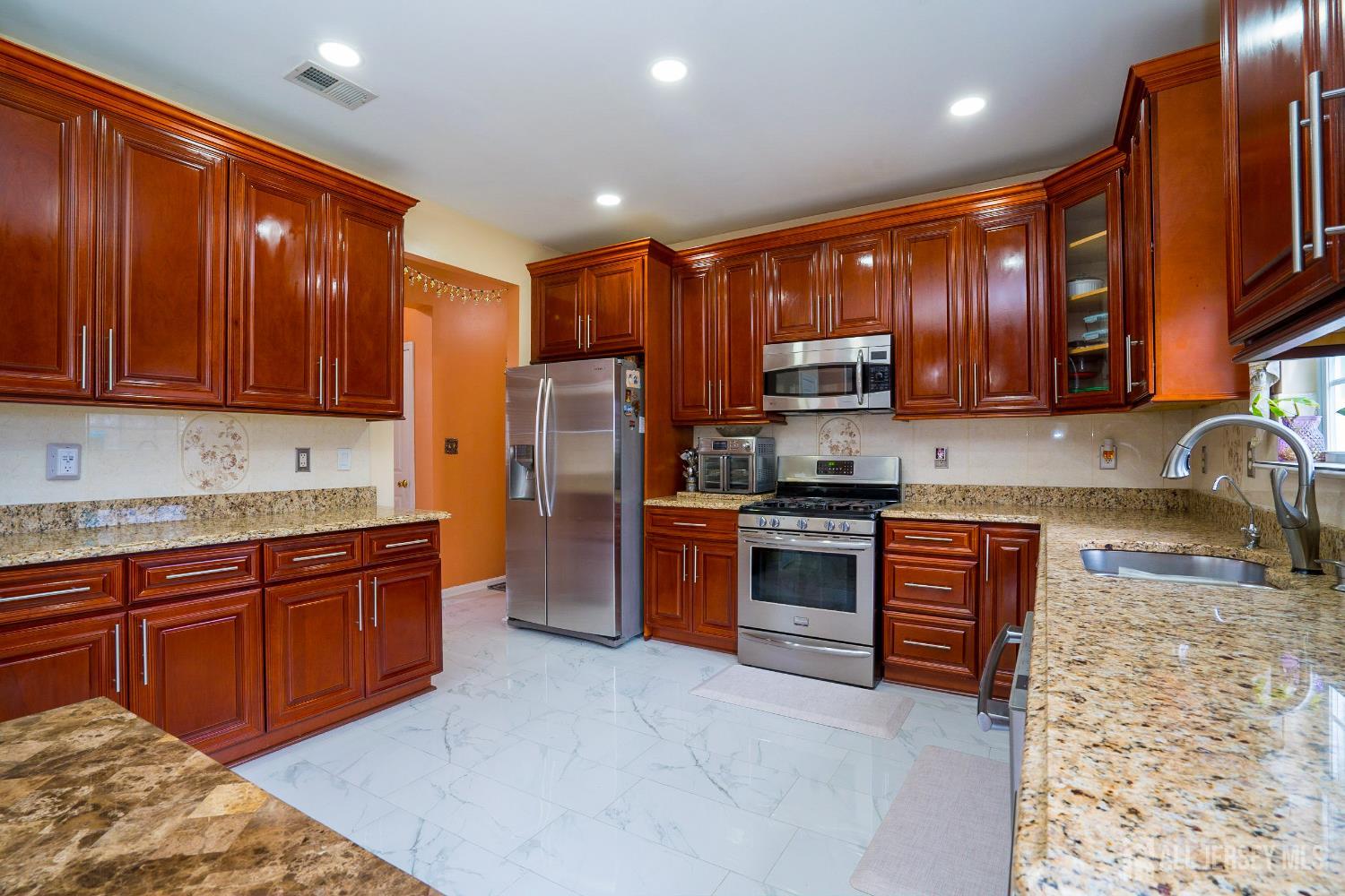 44 Lexington Road, South Brunswick, NJ, 08852 image 9