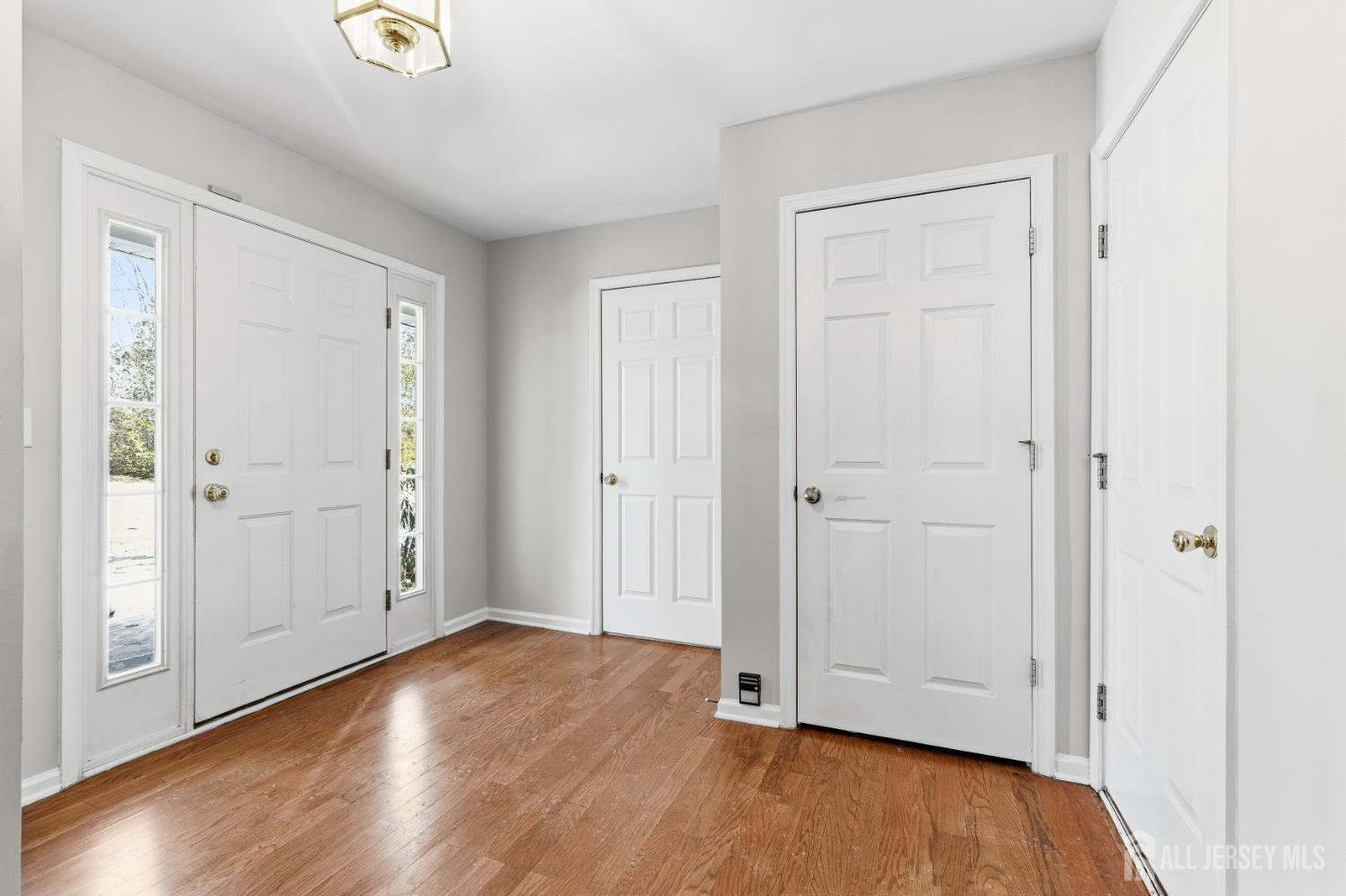 12 Rondell Lane Image 4