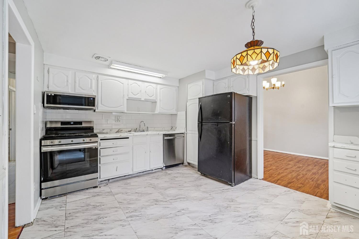 32 Waverly Dr, West Drive, Middlesex, NJ, 08817 image 17