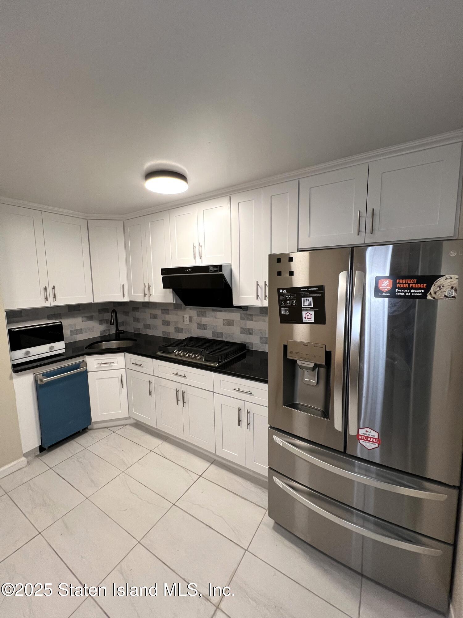 16 Mickardan Court, Staten Island, NY, 10304 image 6