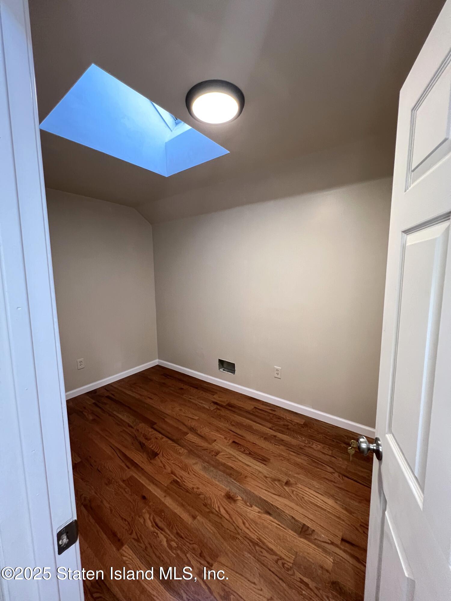 16 Mickardan Court, Staten Island, NY, 10304 image 10