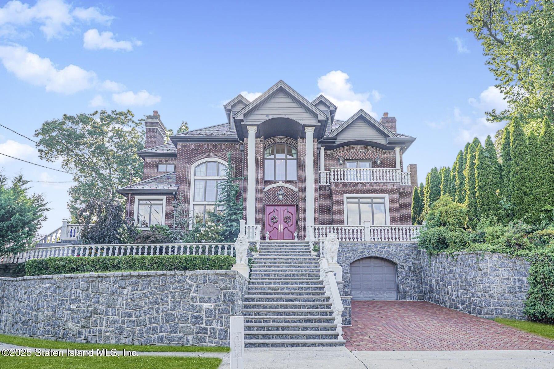 34 Claire Court Image 3