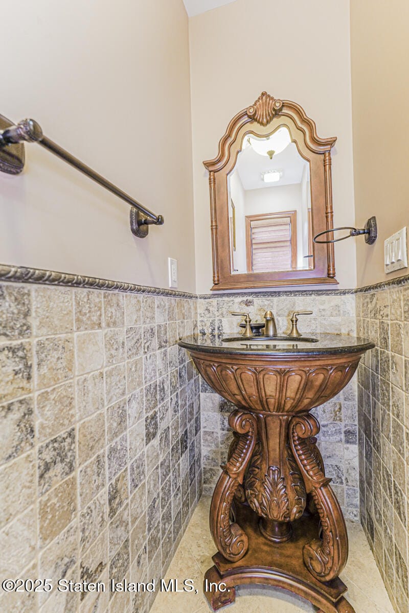 34 Claire Court, Staten Island, NY, 10301 image 16