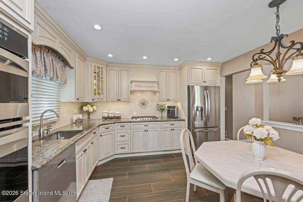 11 Thurston Street, Staten Island, NY, 10314 image 16