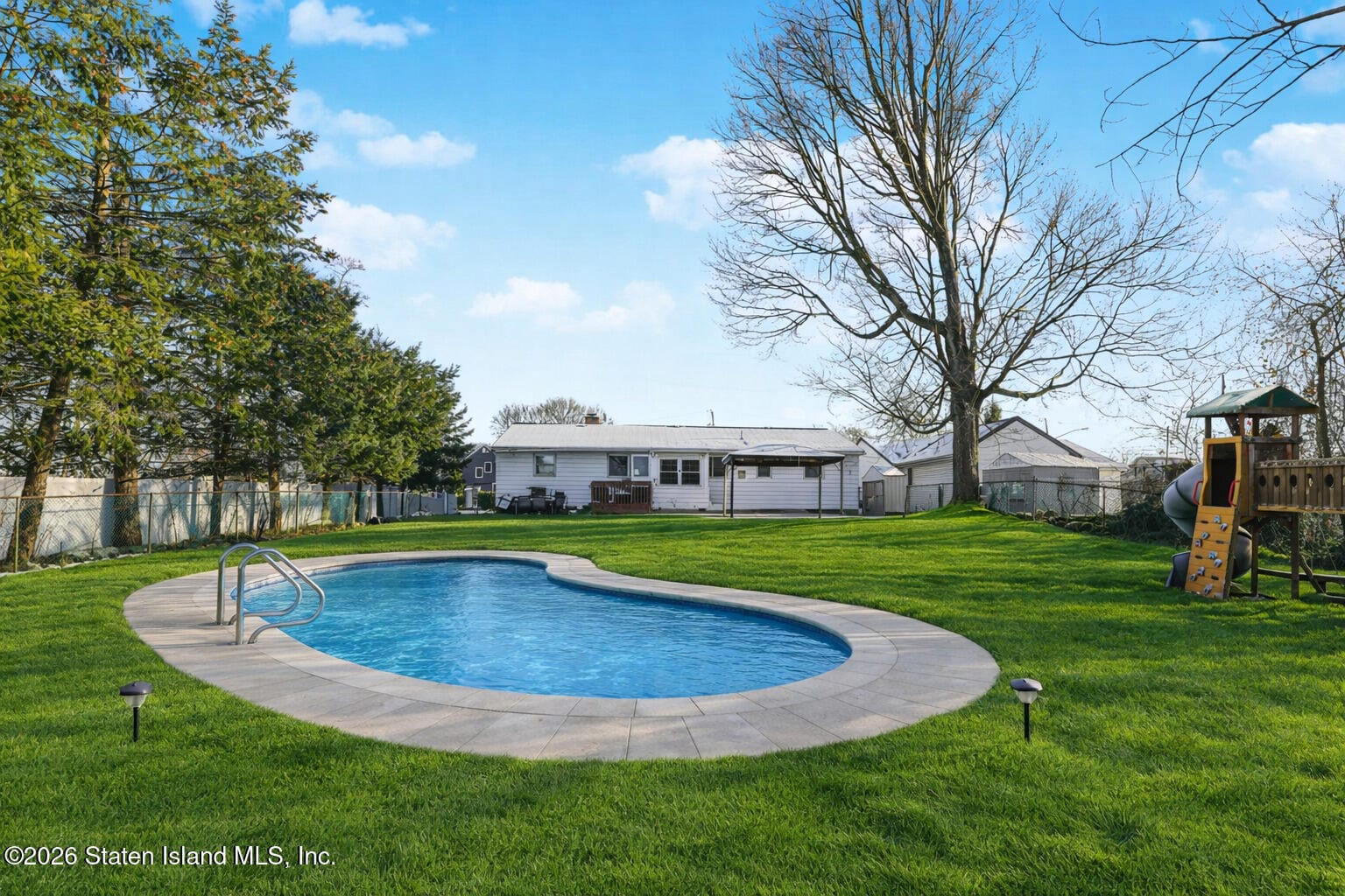 120 Lincoln Street Image 4