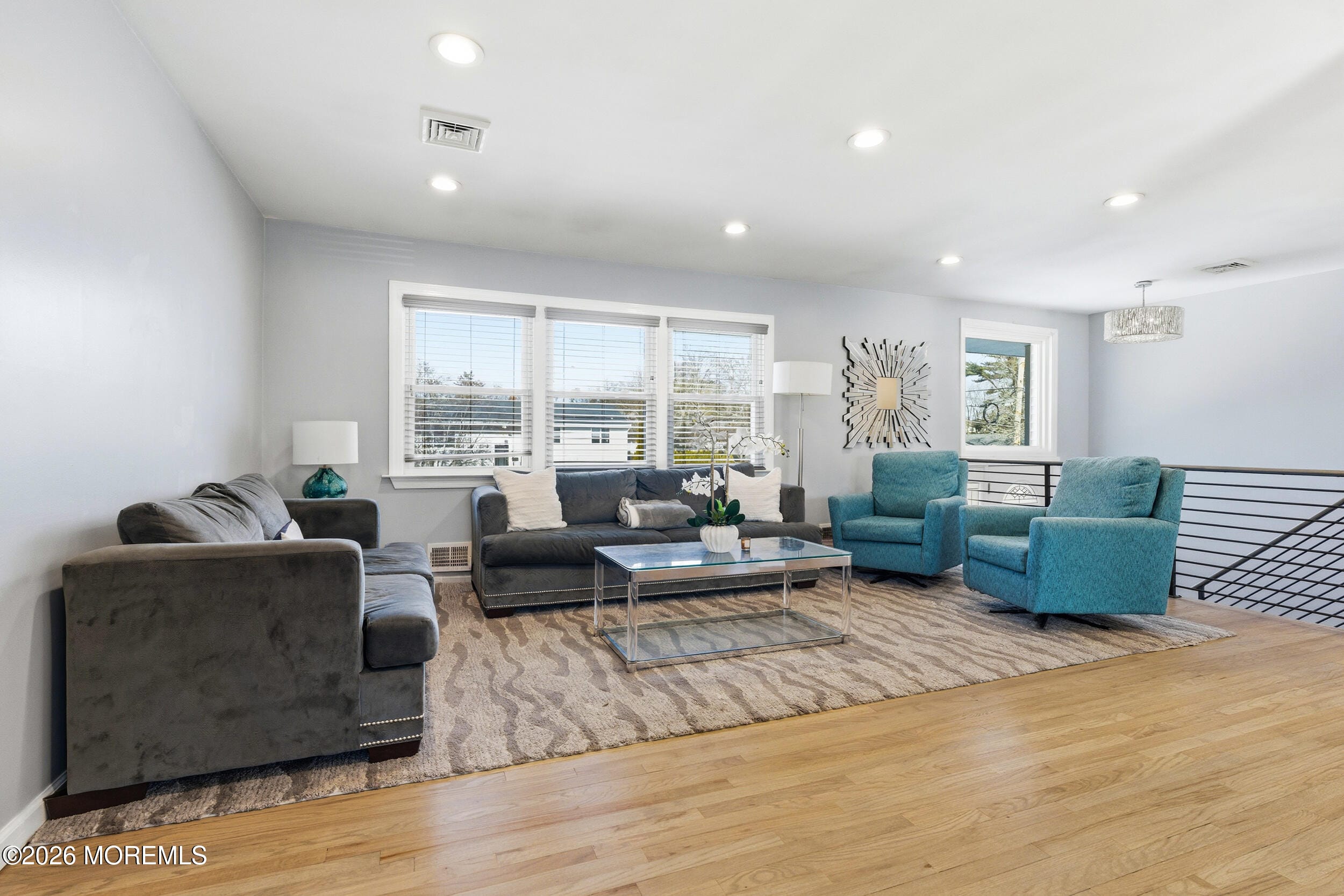 280 Oakley Avenue Image 4