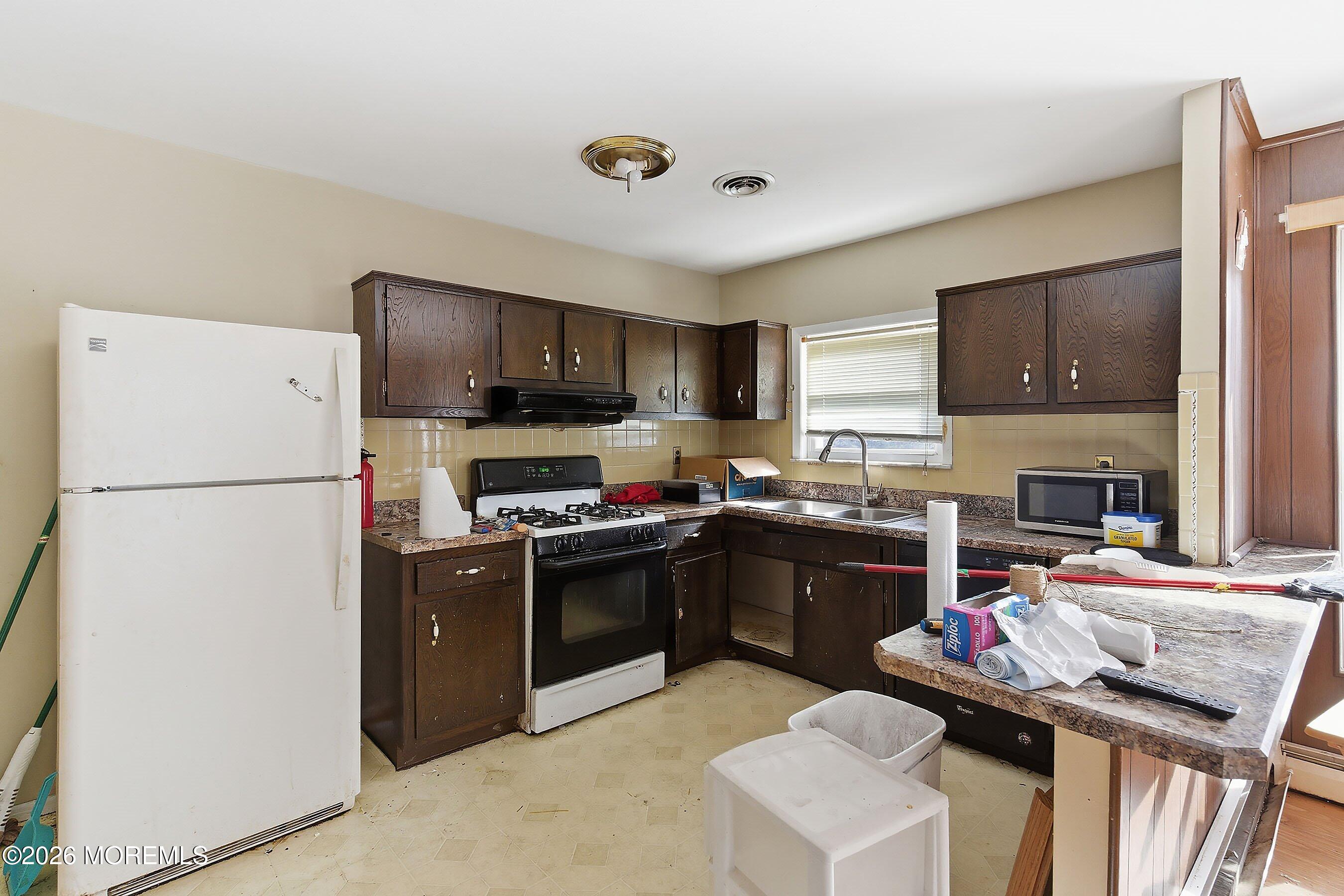 5 Le Lamentin Drive, Toms River, NJ, 08757 image 8