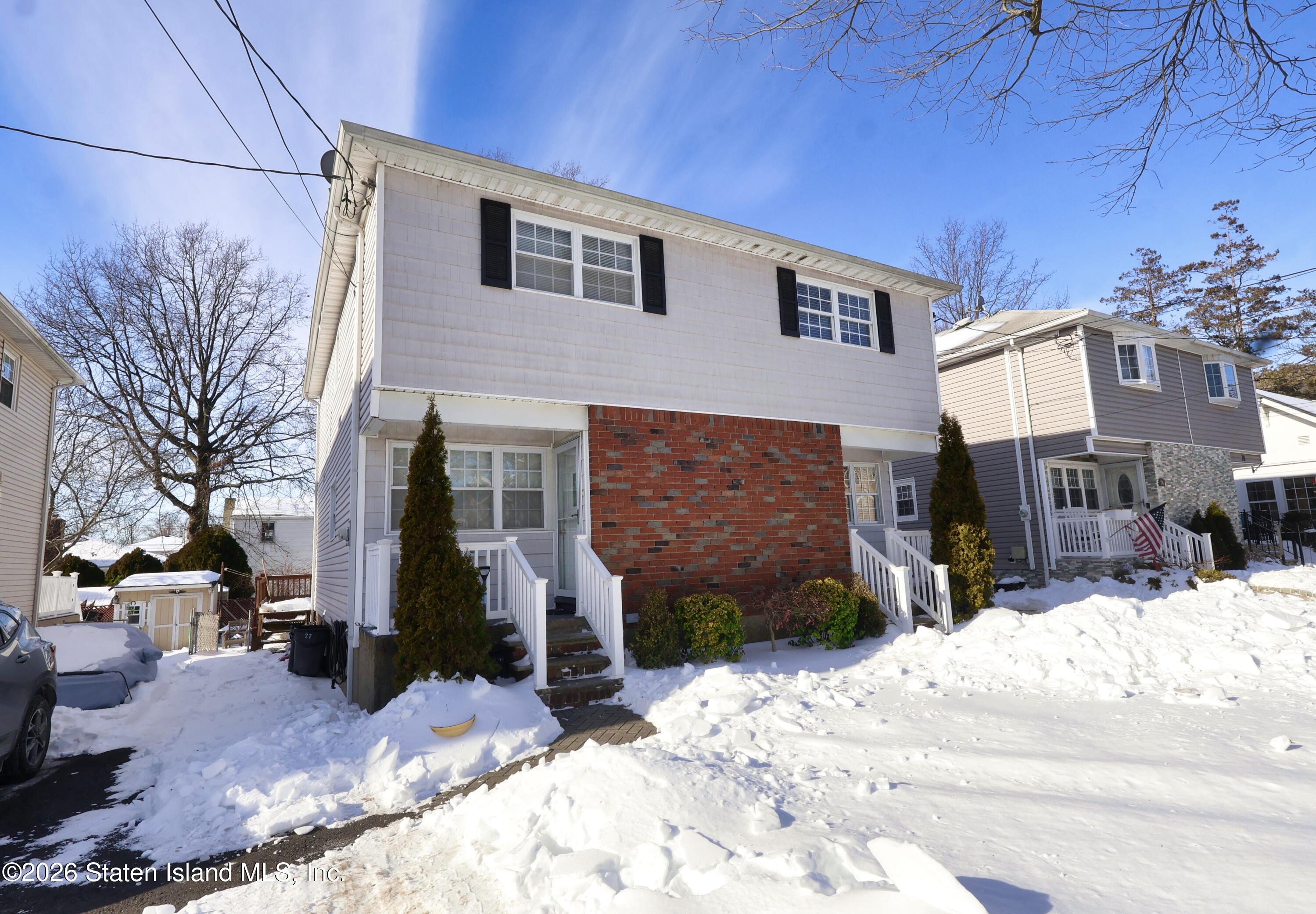 22 Cloverdale Avenue Image 2