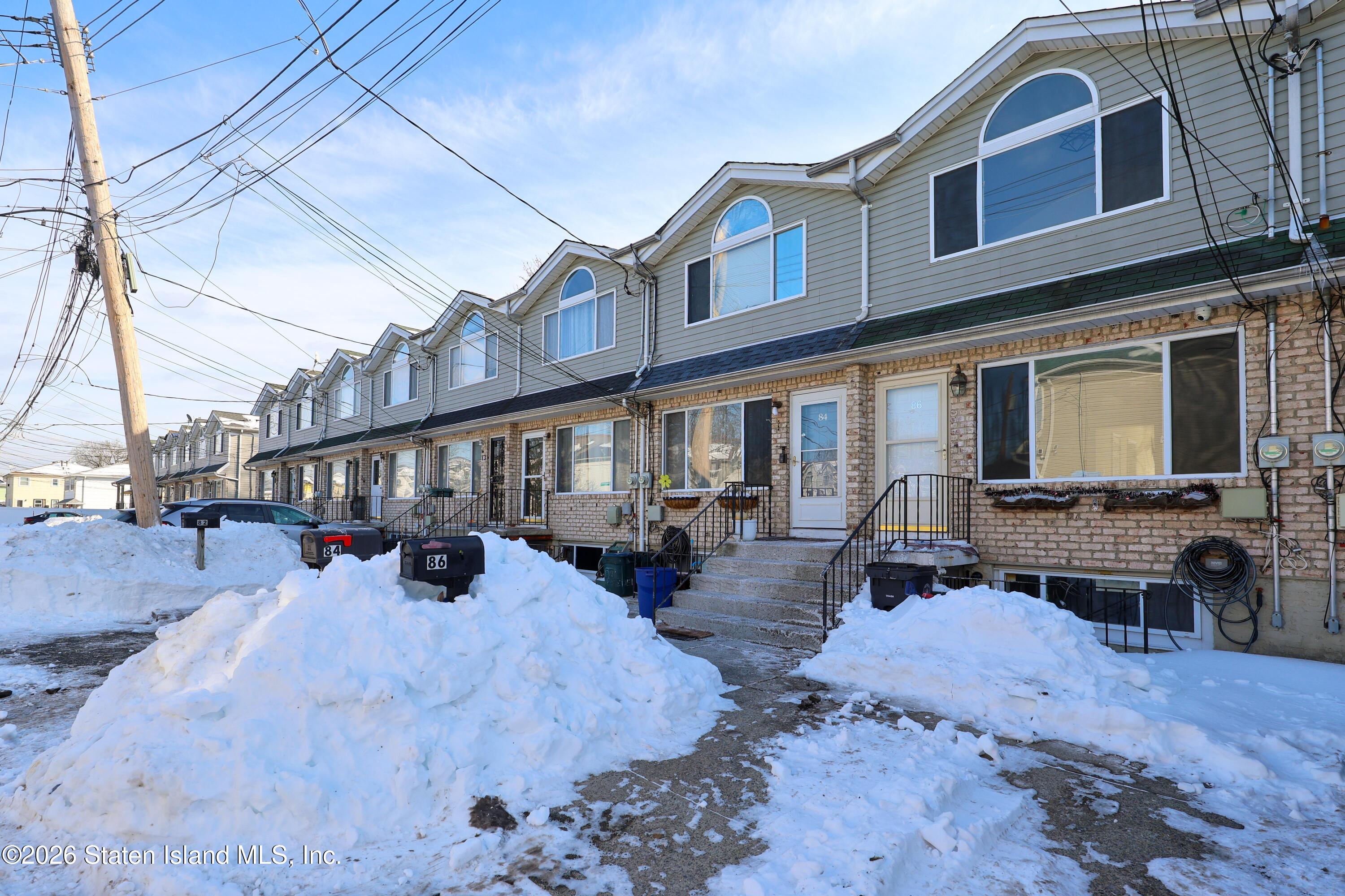 86 Confederation Place Image 3