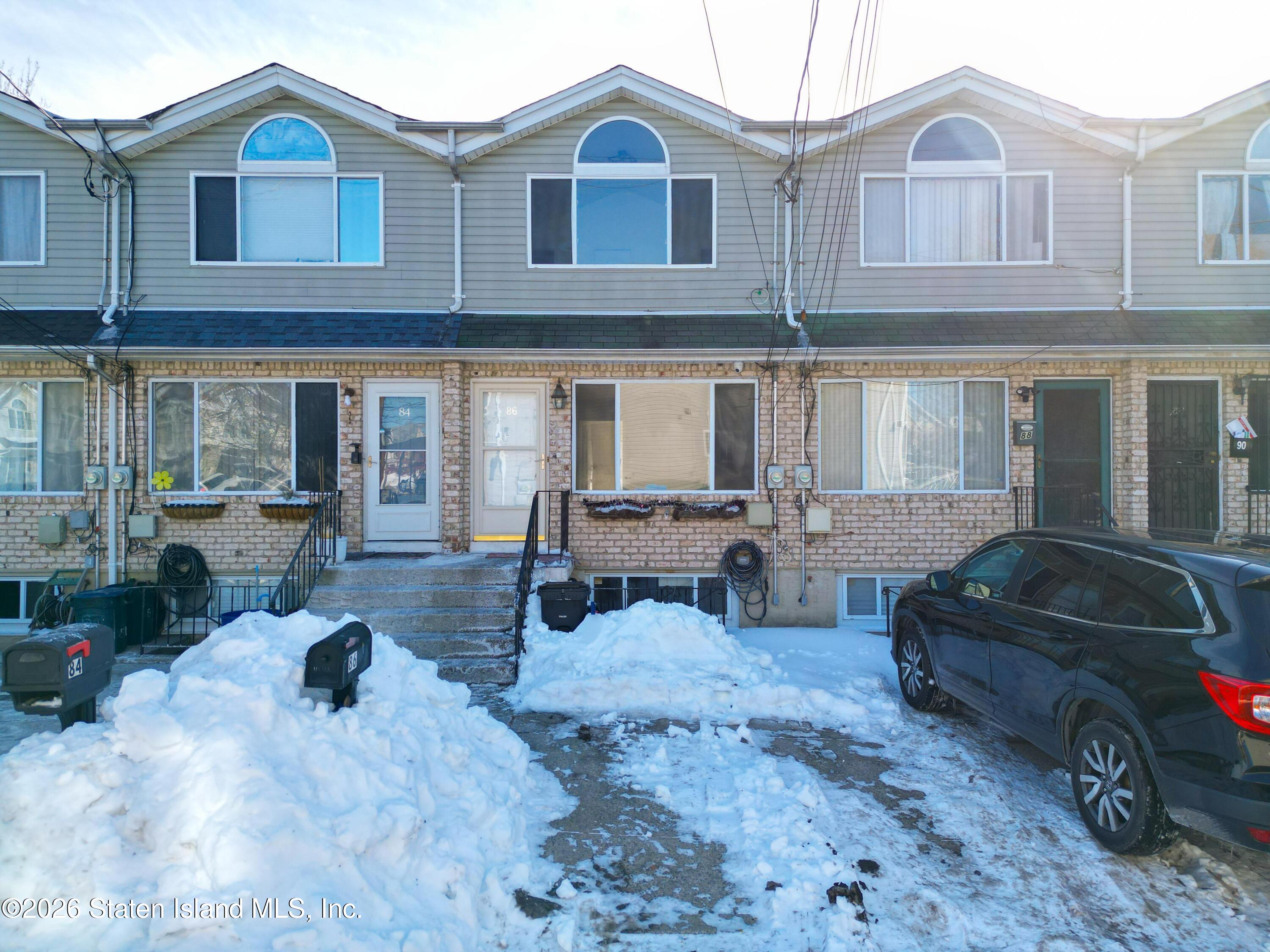 86 Confederation Place Image 2