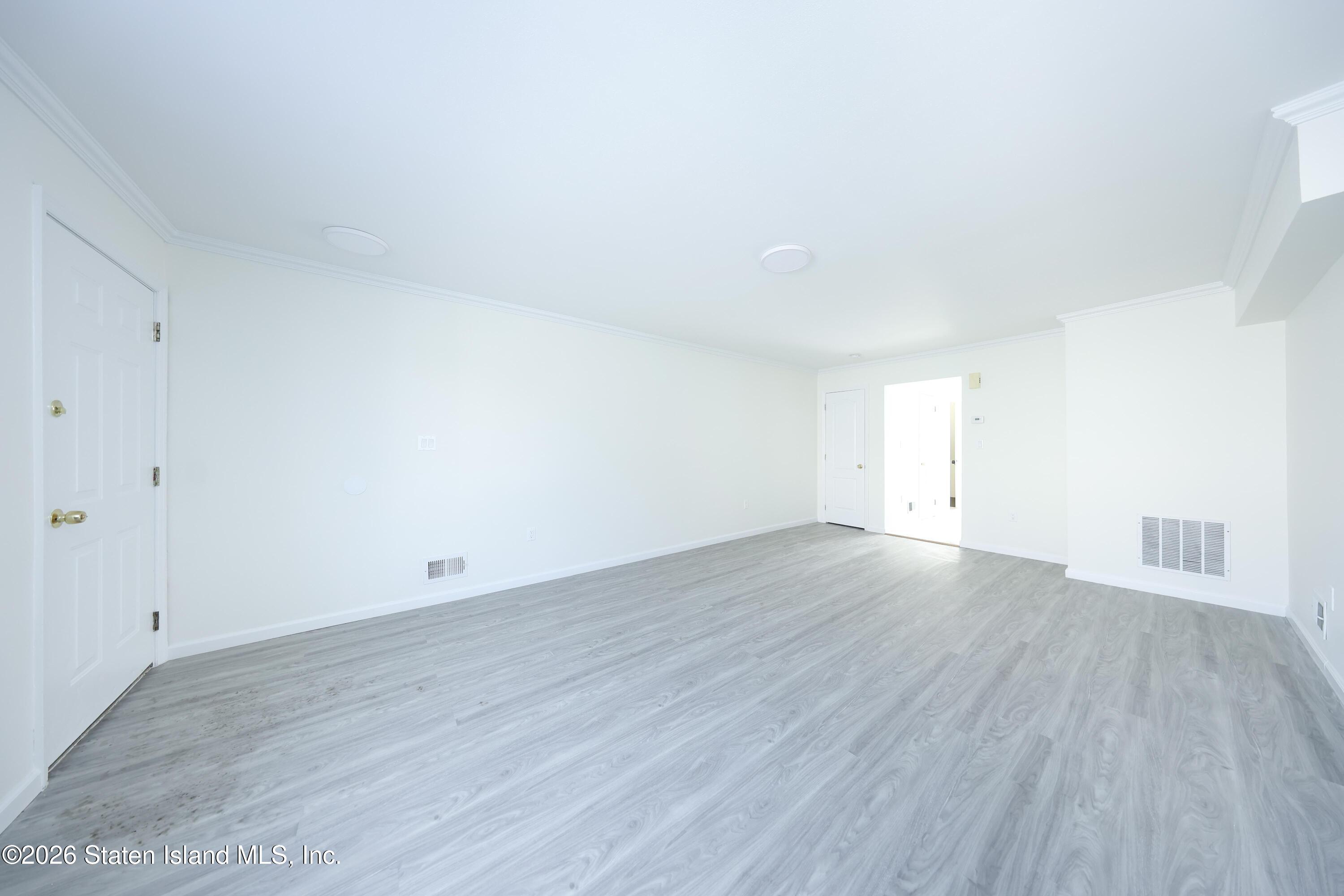 86 Confederation Place, Staten Island, NY, 10303 image 11