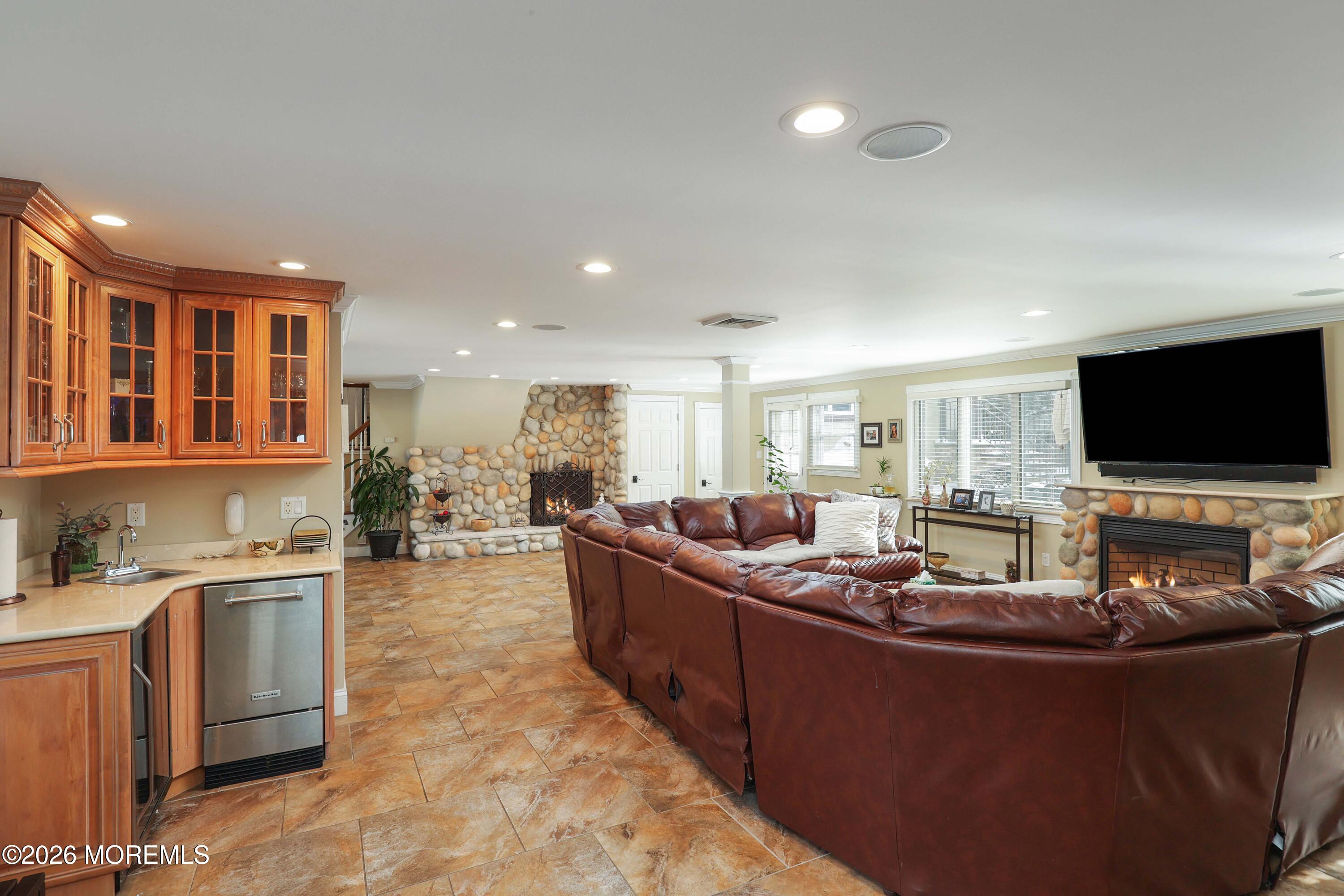 21 Sandra Circle, Westfield, NJ, 07090 image 16