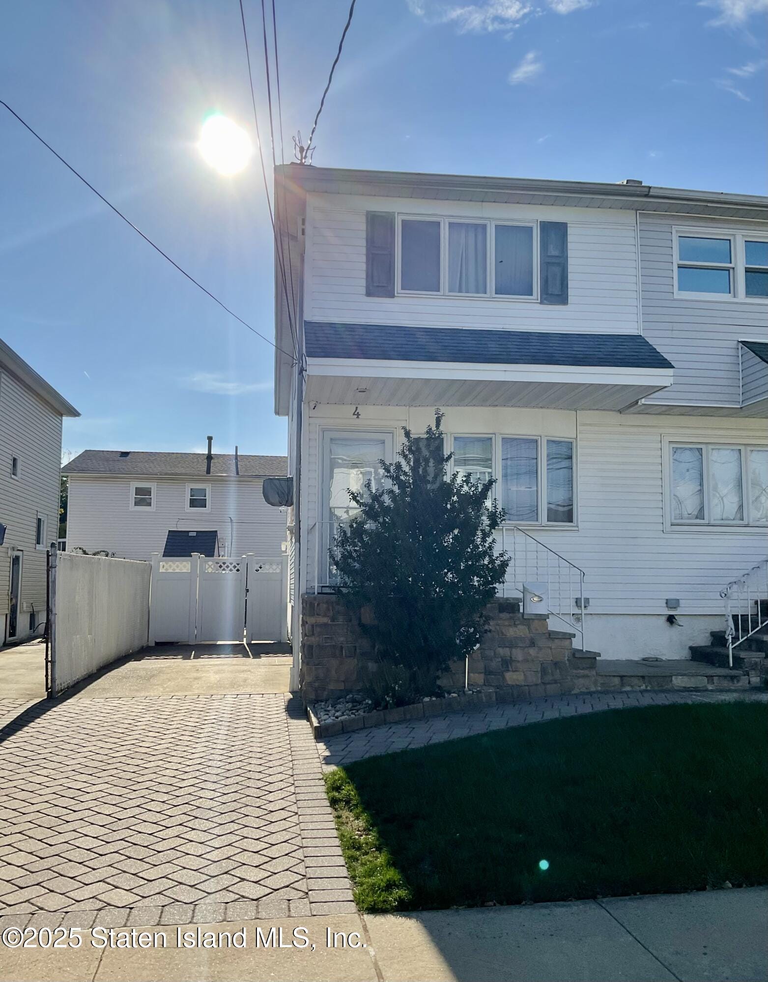 4 Waterside Parkway Image 2