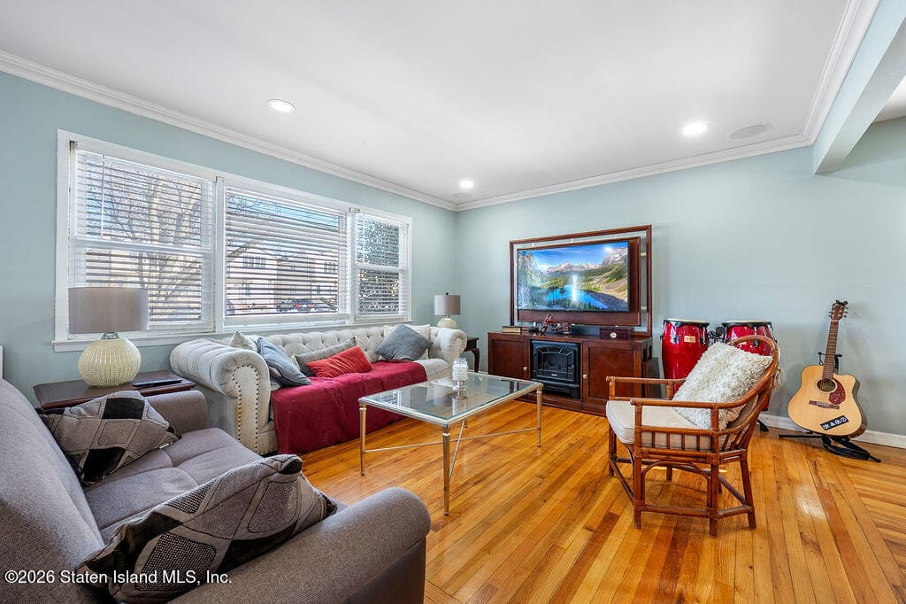 308 Buel Avenue, Staten Island, NY, 10305 image 10