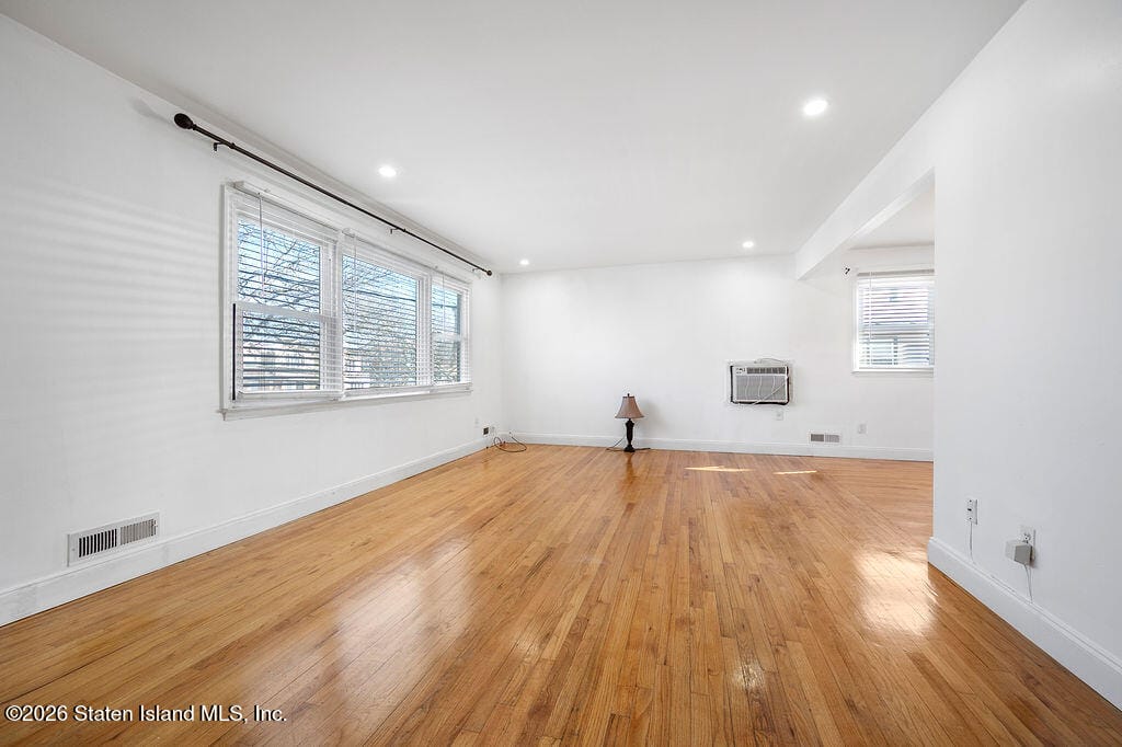 308 Buel Avenue, Staten Island, NY, 10305 image 15