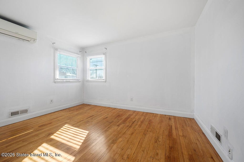 308 Buel Avenue, Staten Island, NY, 10305 image 21