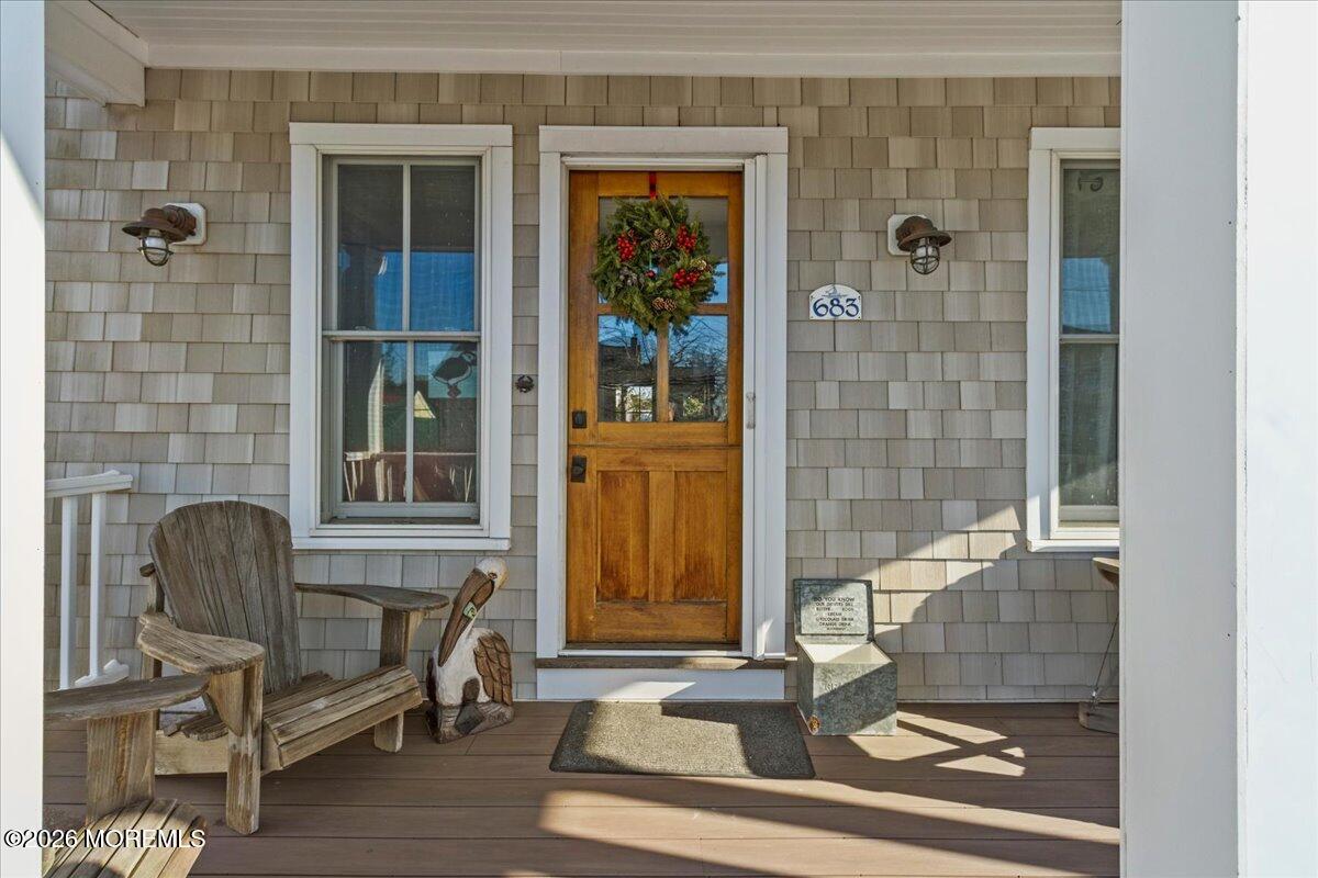 683 Lake Avenue Image 2