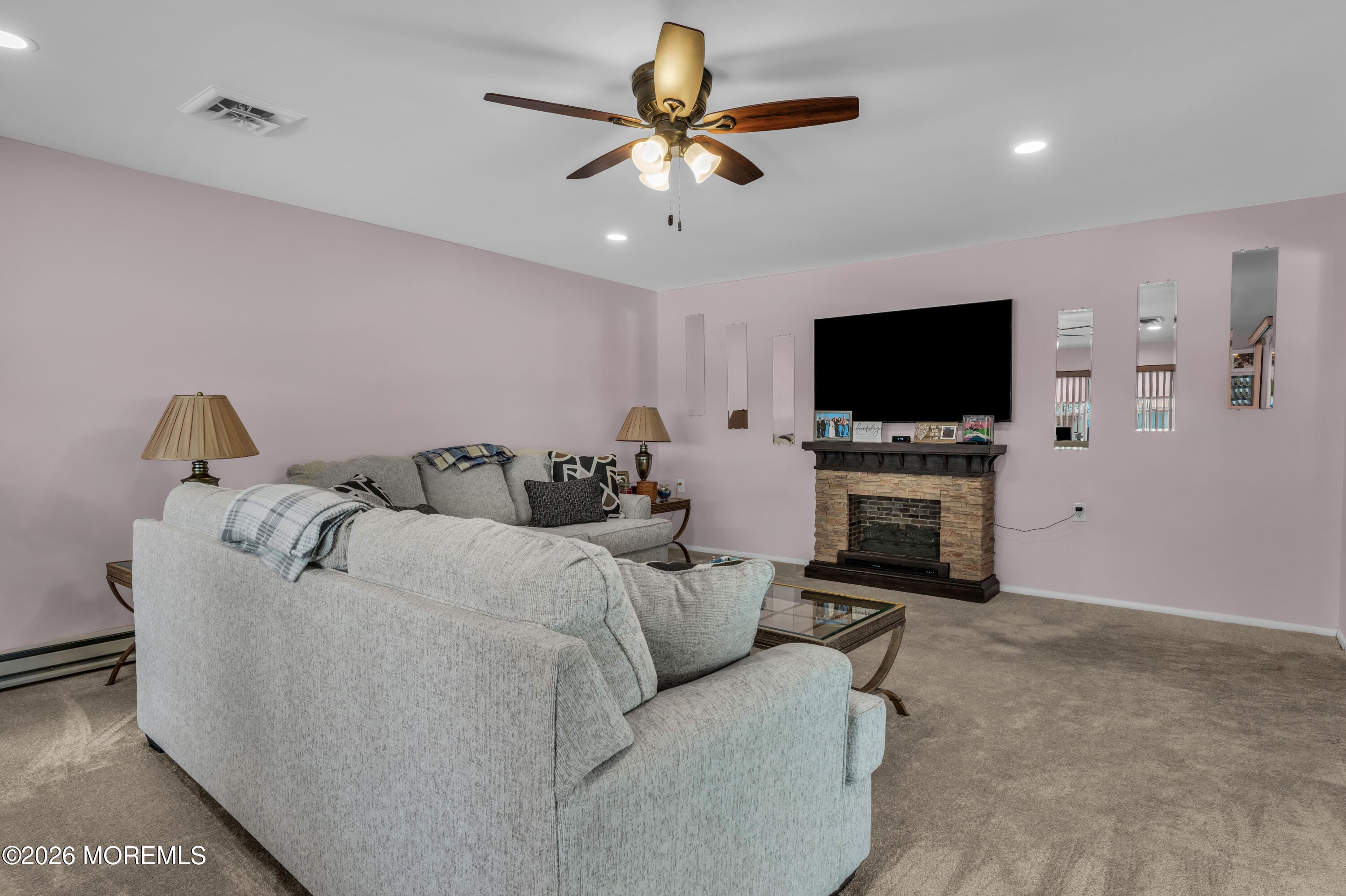 912B Dumbarton Drive Image 5