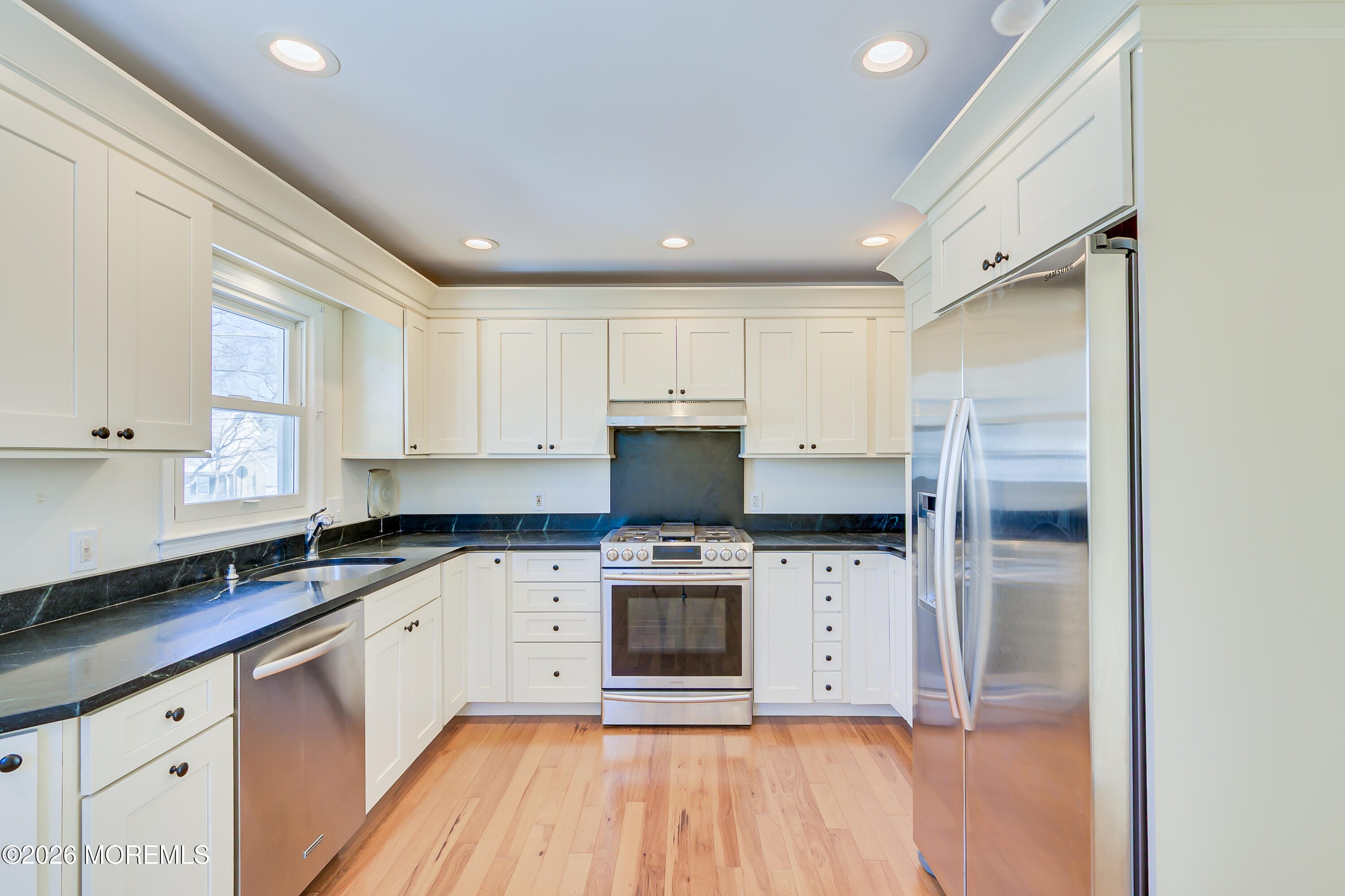 201 Freehold Street, Oakhurst, NJ, 07755 image 16