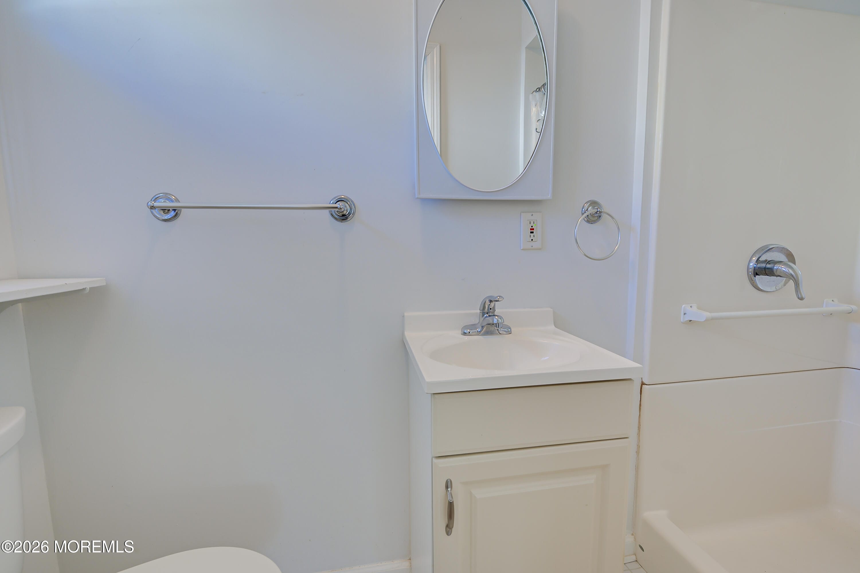 201 Freehold Street, Oakhurst, NJ, 07755 image 29